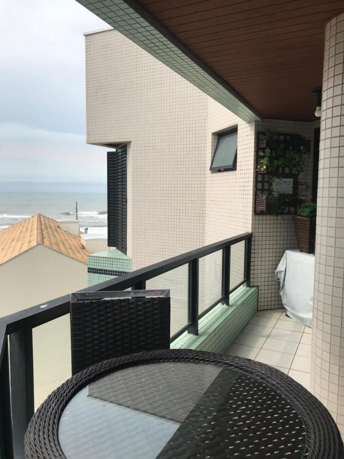 Lindo apartamento com vista para o mar Matinhos Exterior foto