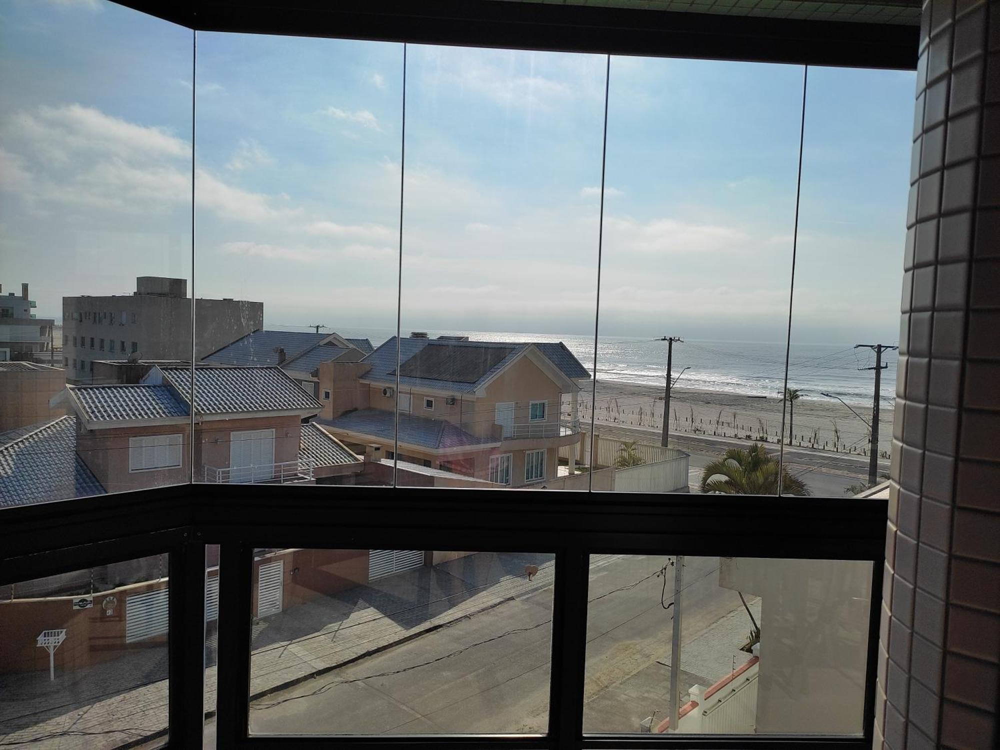 Lindo apartamento com vista para o mar Matinhos Exterior foto